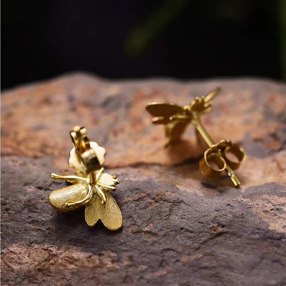 ✨Sterling Silver Bee Earrings - Picture 3 of 9